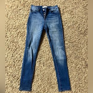Kancan size 7 women’s jeans